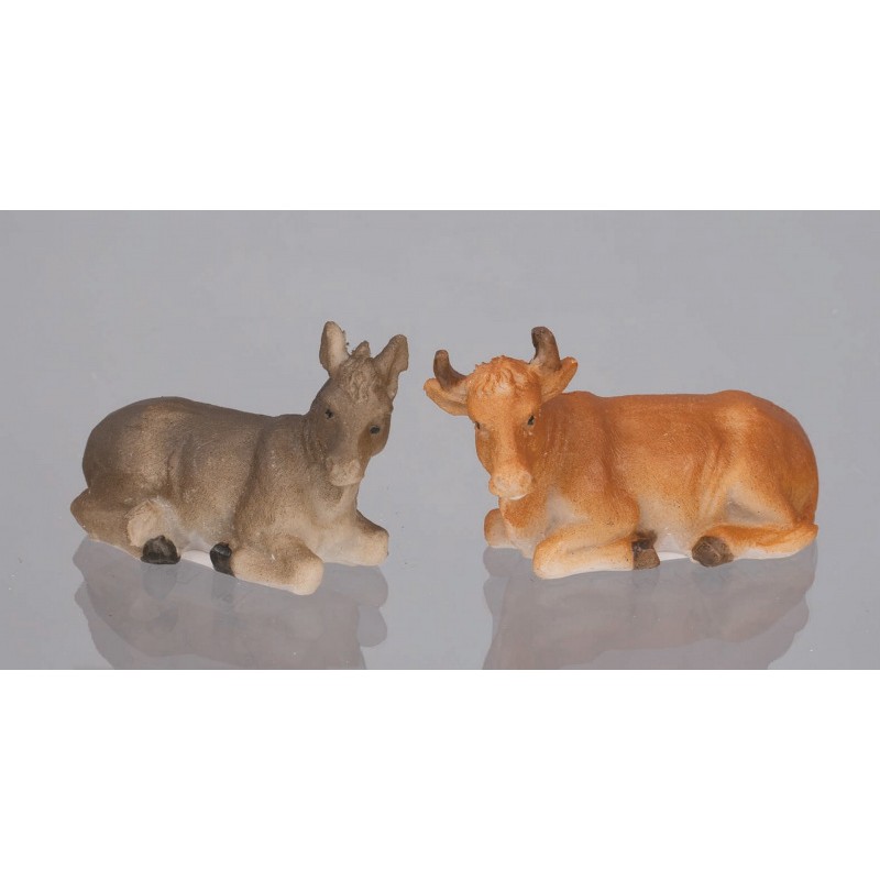 35792 8019959244771 PR-24477-AL001072 presepe bue/asinello resina cm.7,5 2 modelli assortiti
