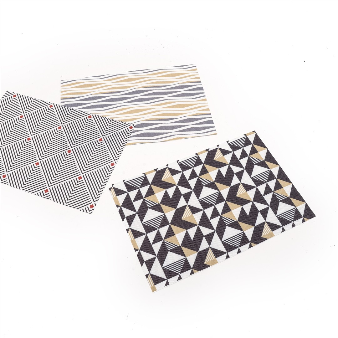 56421 8034052529204 29204 tovaglietta in pvc shapes 45x30cm assortita